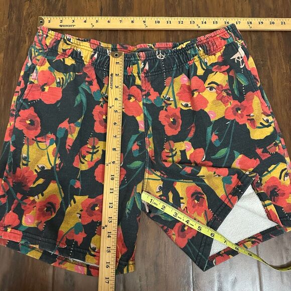 CRISTINA MARTINEZ for Nordstrom All-Over Print Shorts Colorful Pull-On - Picture 10 of 10